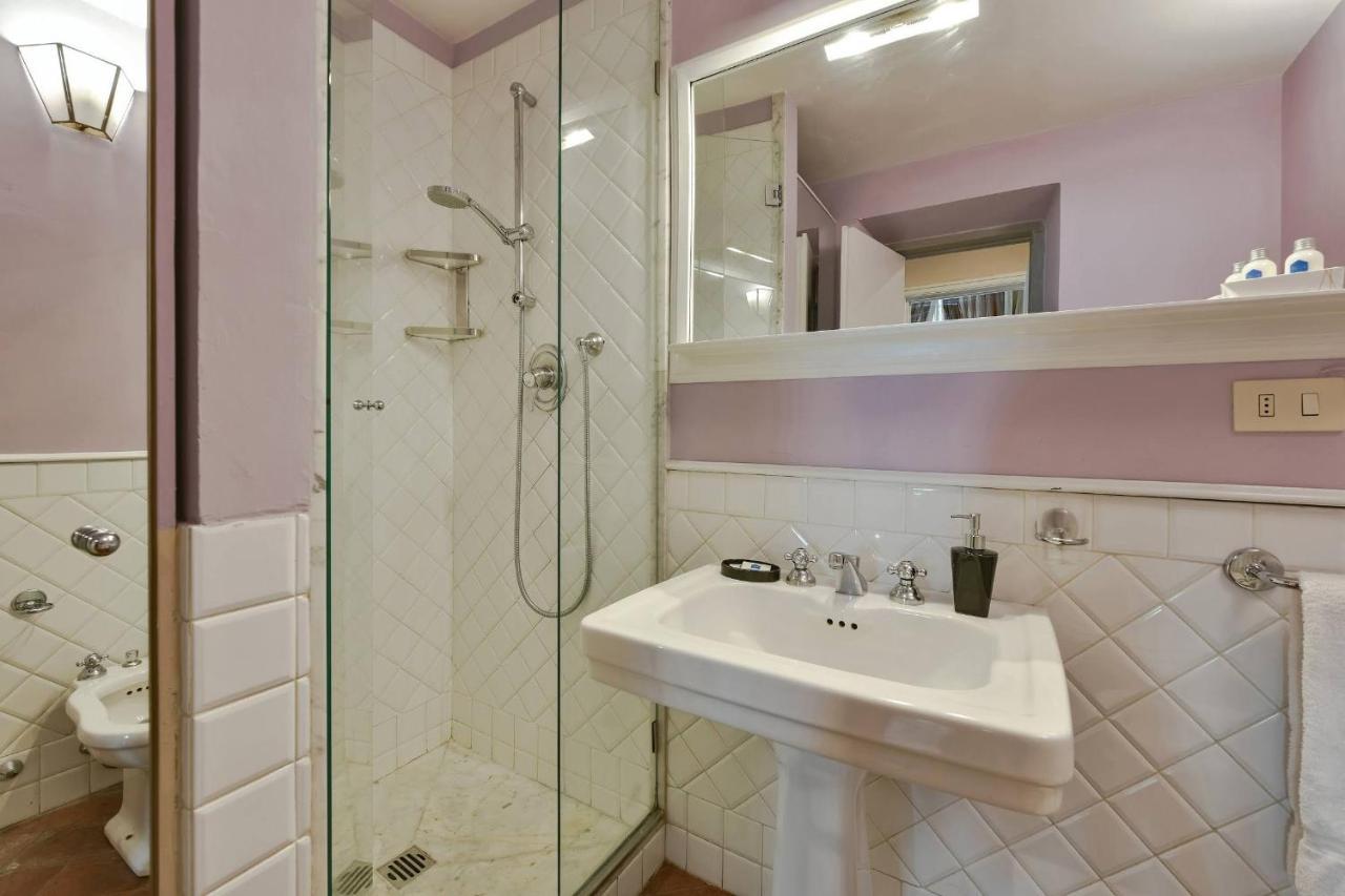Boccaccio Elegant In Oltrarno Apartamento Florença